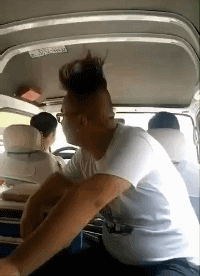 ​搞笑GIF图 自己不尴尬 尴尬的真是别人 搞笑GIF 图4